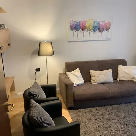 Apartament Appartamento. *
